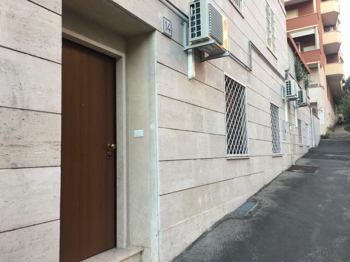 Il Faro Gianicolense Bed & Breakfast Rome Exterior photo